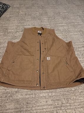 Carhartt Quilted Duck Vest in Brown